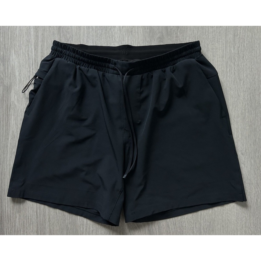 Lululemon Pool Shorts Men Large 7" Black Classic Mesh Liner Swim Trunks LM7AWWS